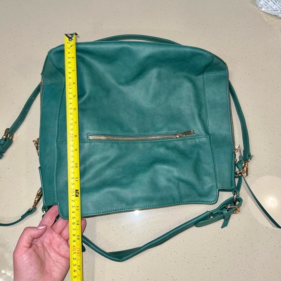 Urban Expressions Taryne Hobo Green Shoulder Bag - Picture 3 of 8